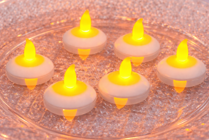 LED’li Yüzen Mum Seti – Dekoratif Su Üstü Mum Işığı (Uzun Ömürlü & Güvenli)