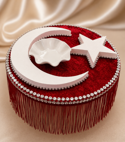 Ay-Yıldız Temalı Kırmızı Kadife Kına Tepsisi – Hilal Serisi