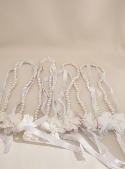 1 Paket 10’lu İncili Yüzük Kurdalesi – Kırmızı Çiçekli Nikah & Düğün Kurdelesi