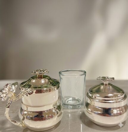 Klasik Kahve Fincanı – Gümüş Detaylı Fincan, Cam Bardak ve Kapaklı Şekerlik Şık Türk Kahvesi Seti