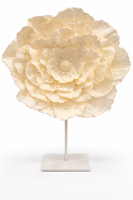 Krem Dev Dekoratif Çiçek – Ayaklı Büyük Boy Organizasyon Süsü & Fotoğraf Arka Planı