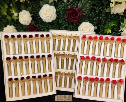 Hediyelik Kına Tüpü – Güllü Tasarım Düğün & Kına Gecesi Seti (Toplu Paket)